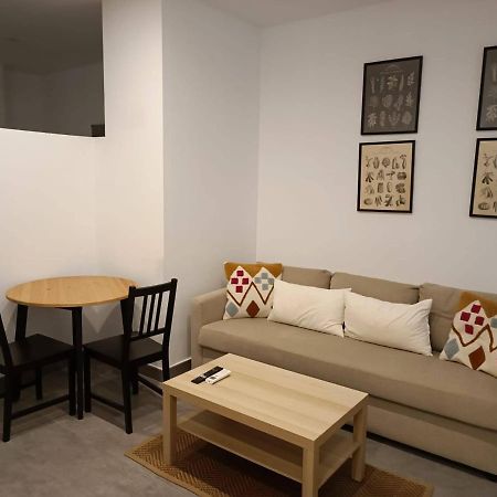 Complejo Pinta18 At1, At2 Y At3 Apartment Seville Exterior photo