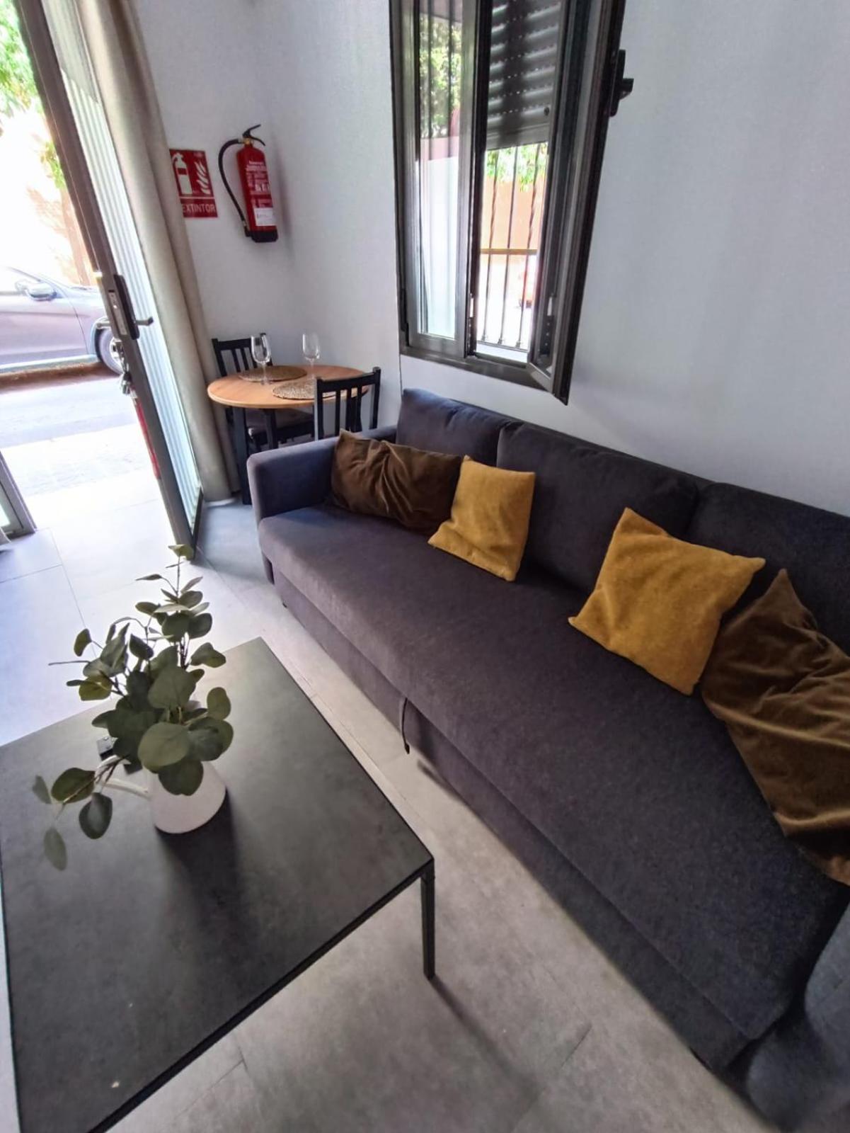 Complejo Pinta18 At1, At2 Y At3 Apartment Seville Exterior photo
